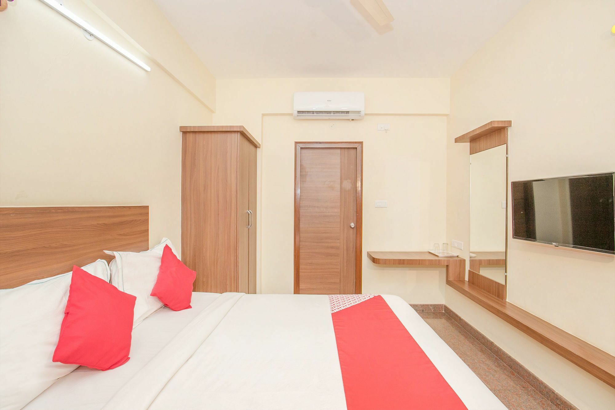 Hotel O Champion Comfort Near Hosahalli Metro Station Bangalore Exterior photo